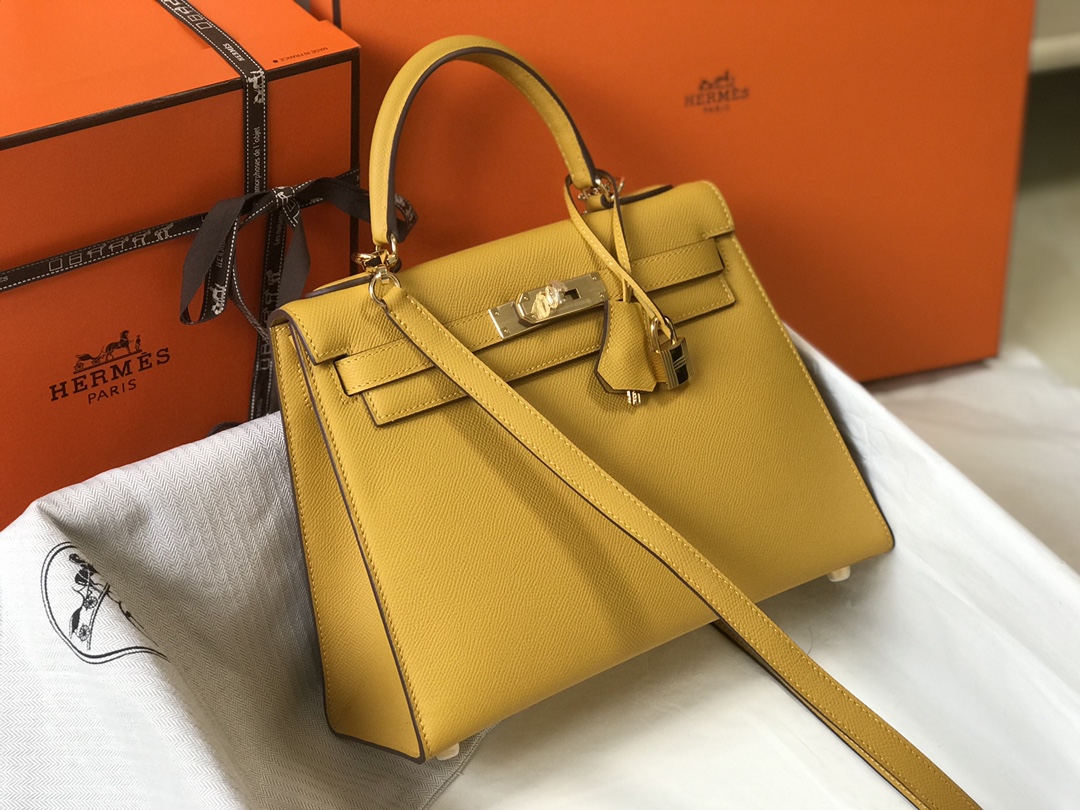 Hermes Kelly 32cm Handbag Shoulder Bag in Yellow Amber Epsom Leather